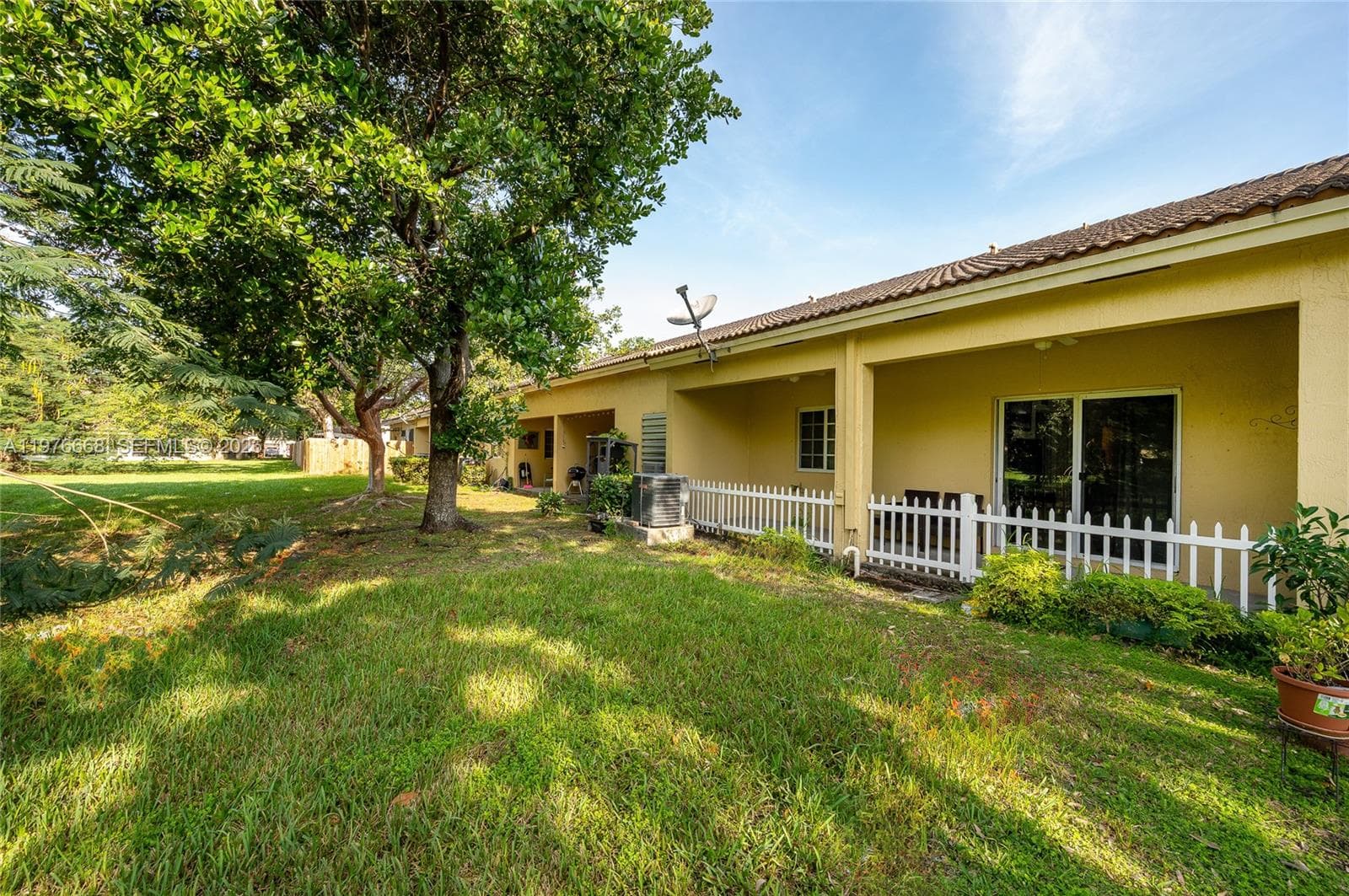 1212 NE 32nd Ter, Homestead FL 33033 — 8