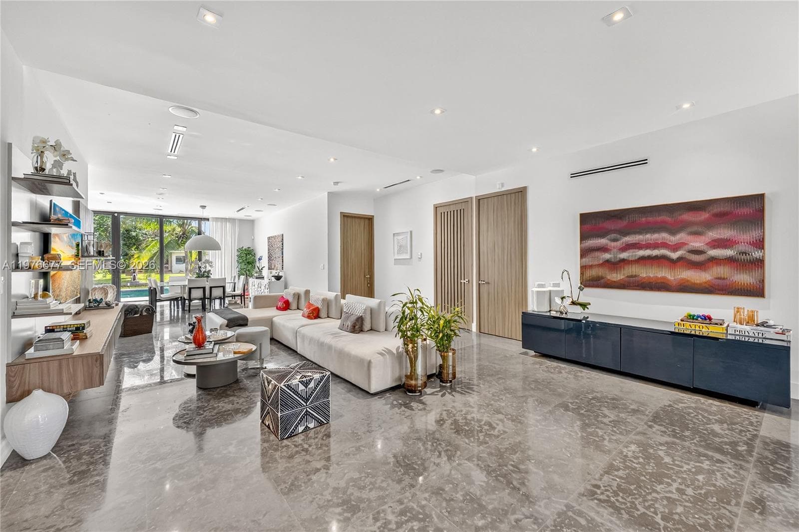 1540 Cleveland Rd, Miami Beach FL 33141 — 8