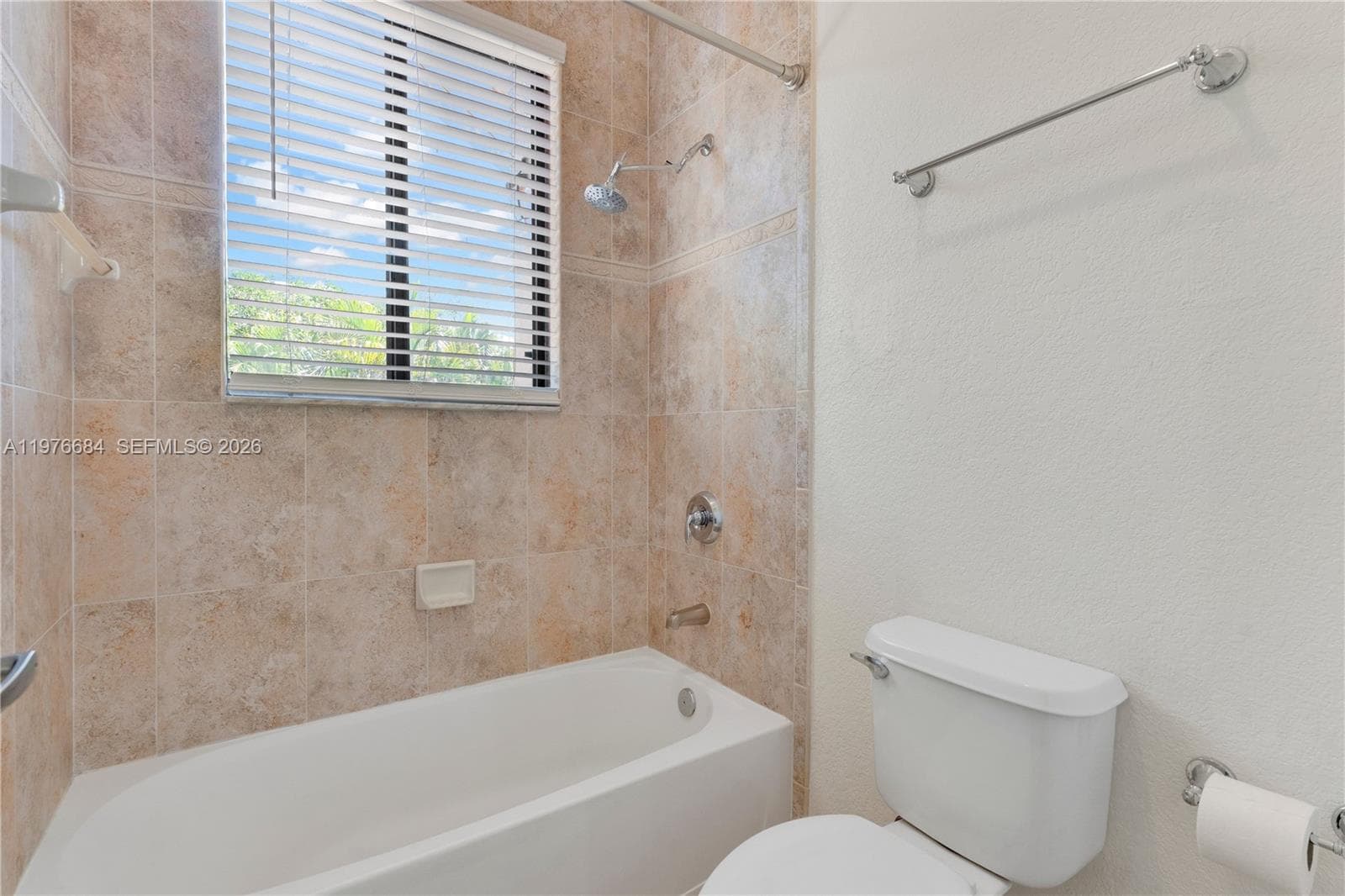 18821 SW 74th Ct, Cutler Bay FL 33157 — 56