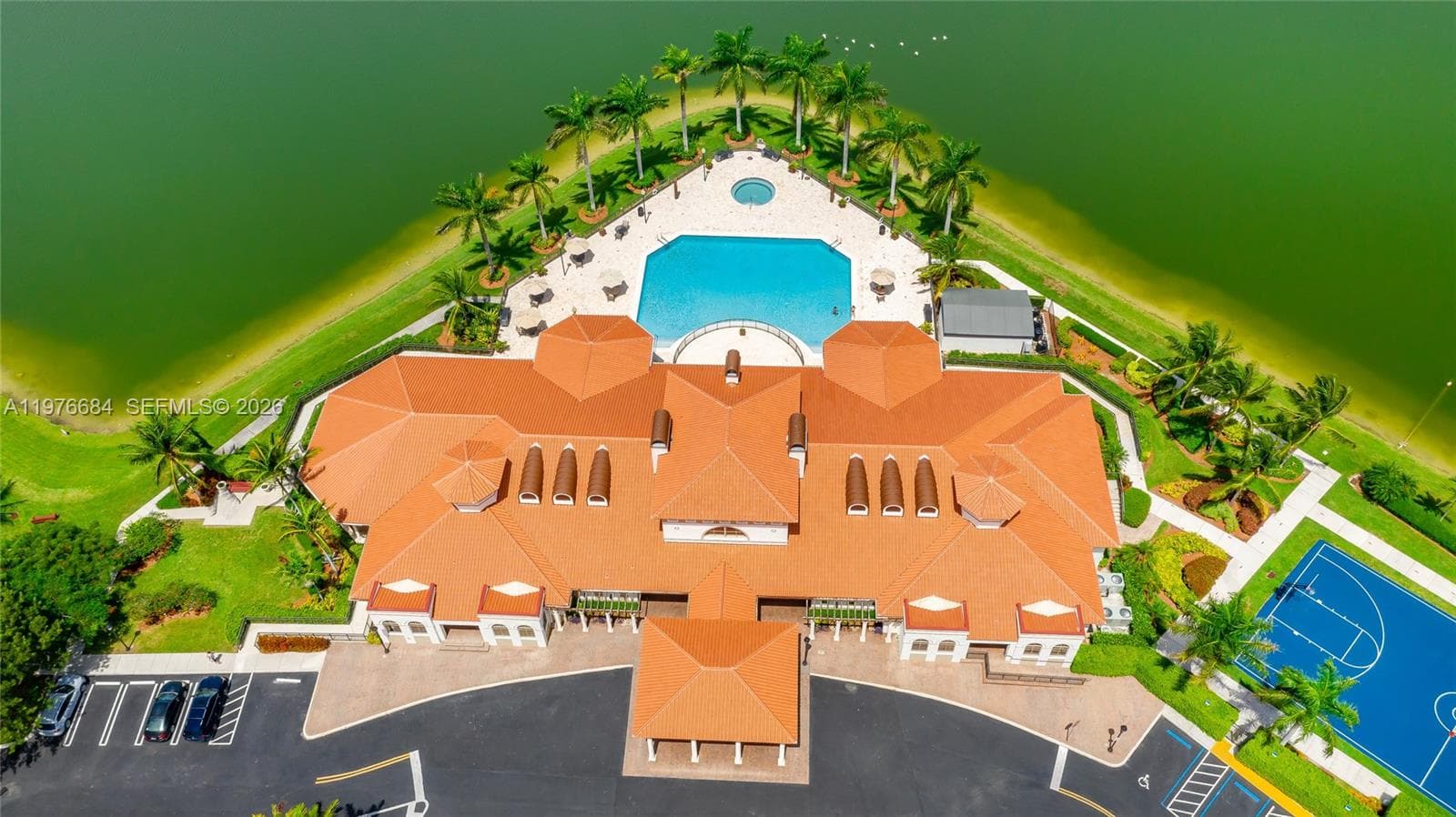 18821 SW 74th Ct, Cutler Bay FL 33157 — 78