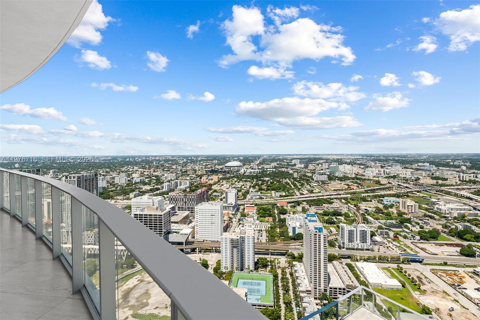 851 NE 1st Ave # 5402, Miami FL 33132 — 1