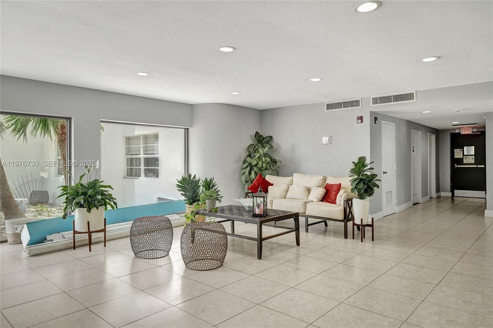 1880 S Treasure Dr # 2G, North Bay Village FL 33141 — 23