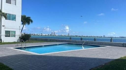 1880 S Treasure Dr # 2G, North Bay Village FL 33141 — 26