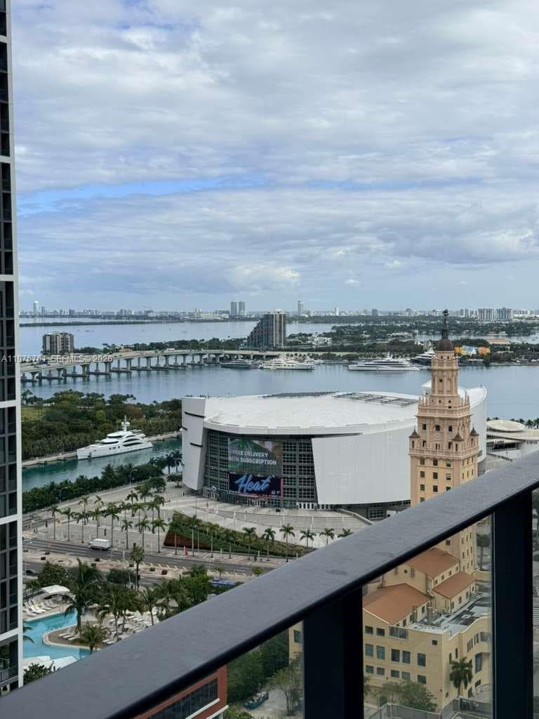 501 First, Miami, FL — 15