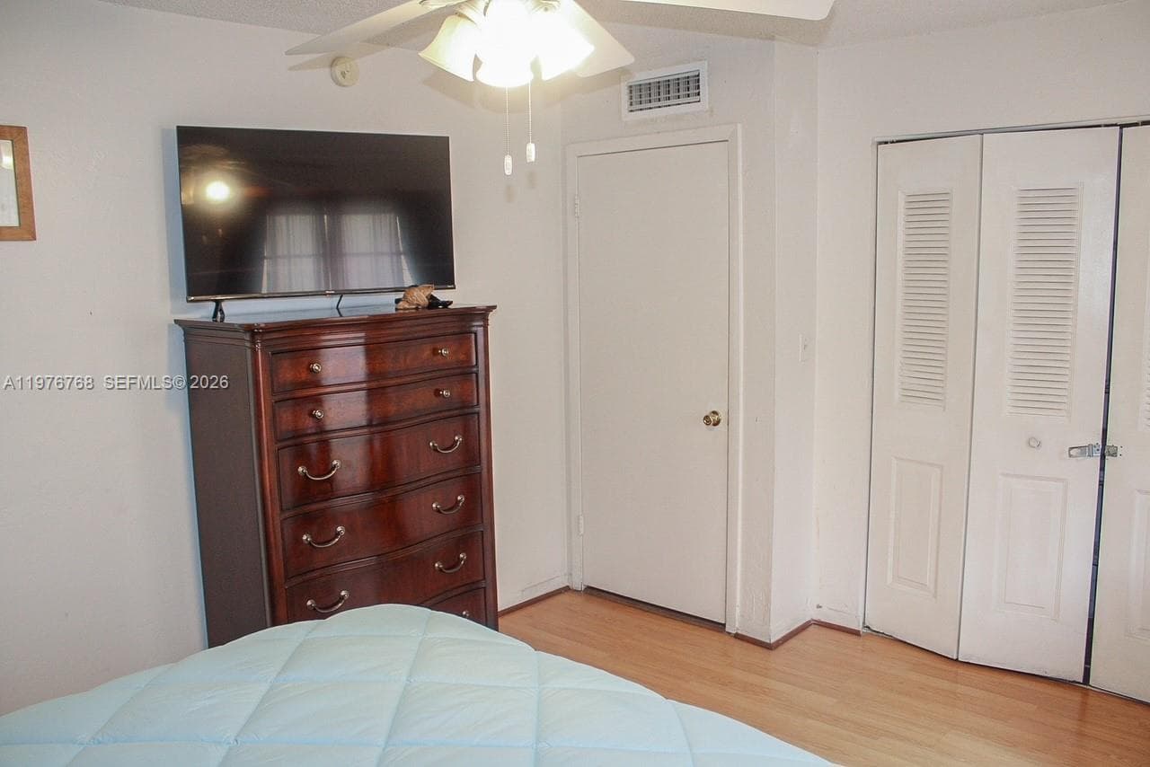 10818 N Kendall Dr # R25, Miami FL 33176 — 14