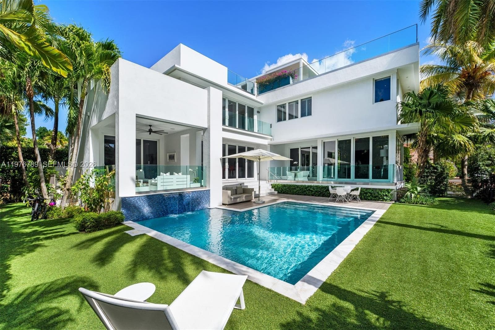 741 Harbor Dr, Key Biscayne FL 33149 — 2