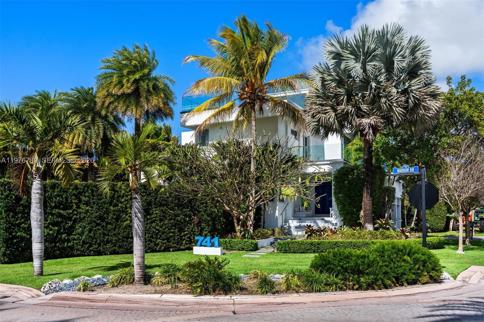 741 Harbor Dr, Key Biscayne FL 33149 — 3