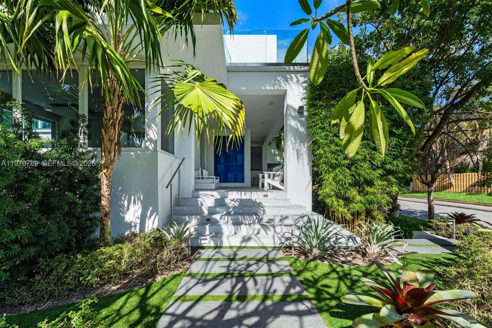 741 Harbor Dr, Key Biscayne FL 33149 — 24