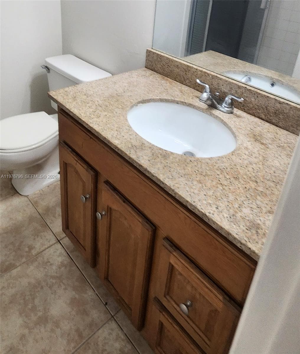 902 NE 209 St # 40, Miami FL 33179 — 10