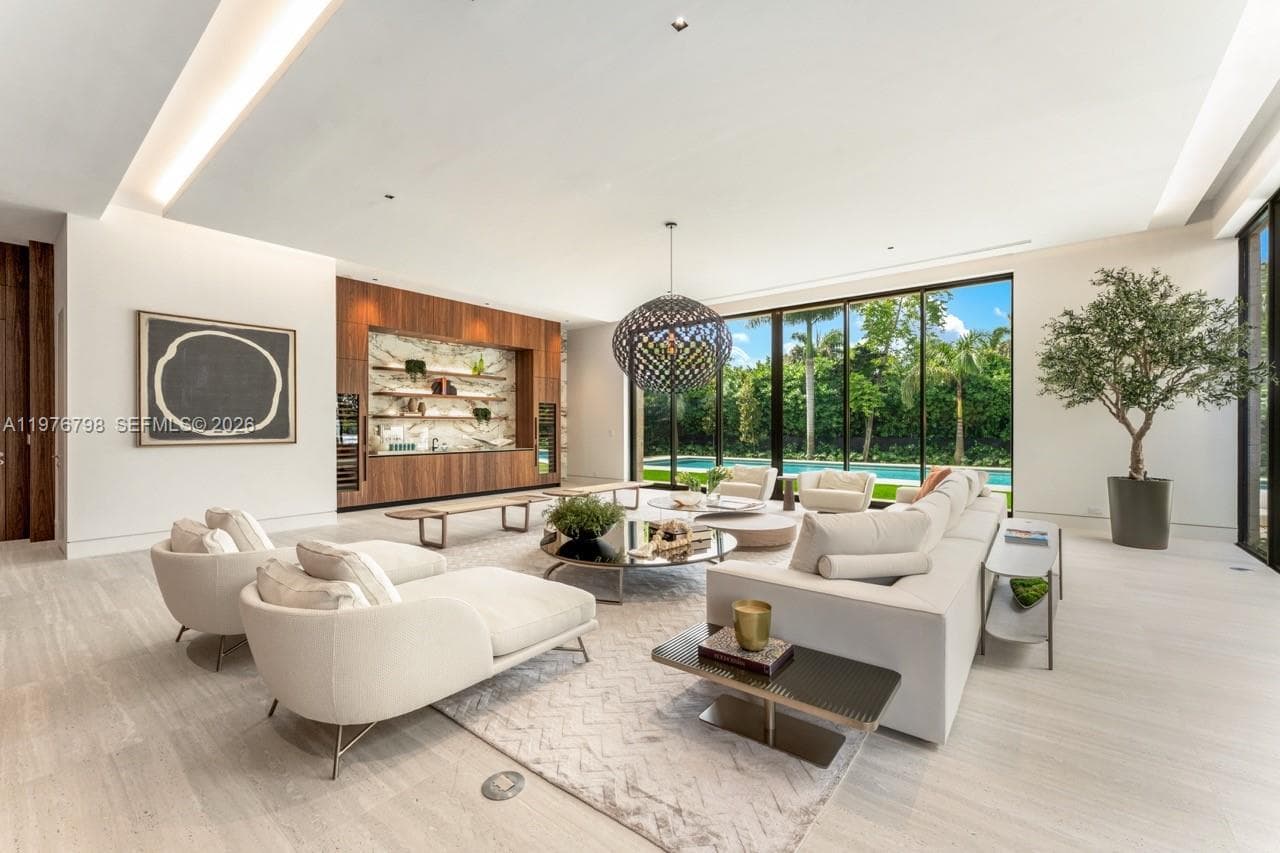 8755 SW 54th Ave, Miami FL 33143 — 3