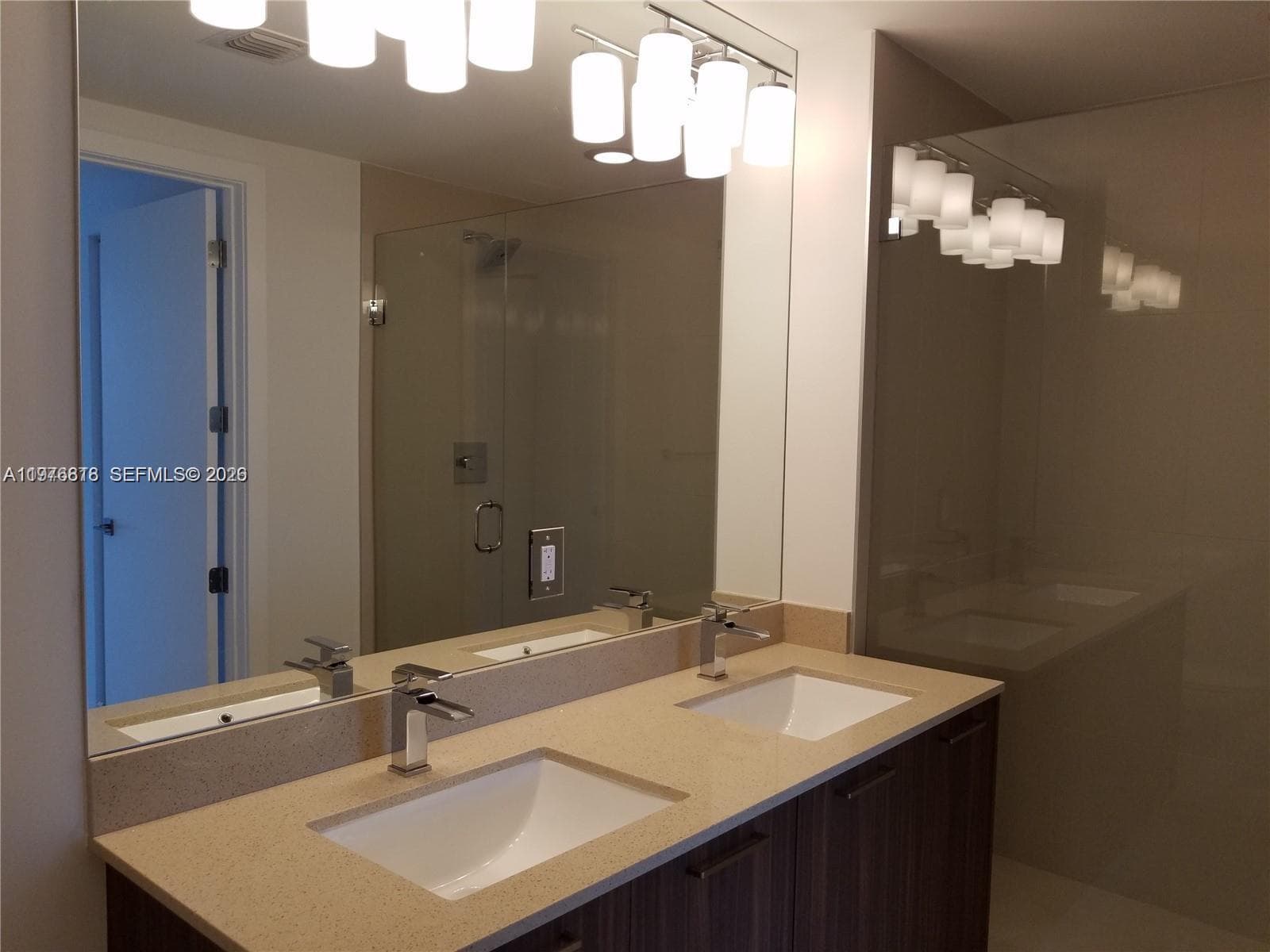 5300 PASEO BLVD # 1603, Doral FL 33166 — 17