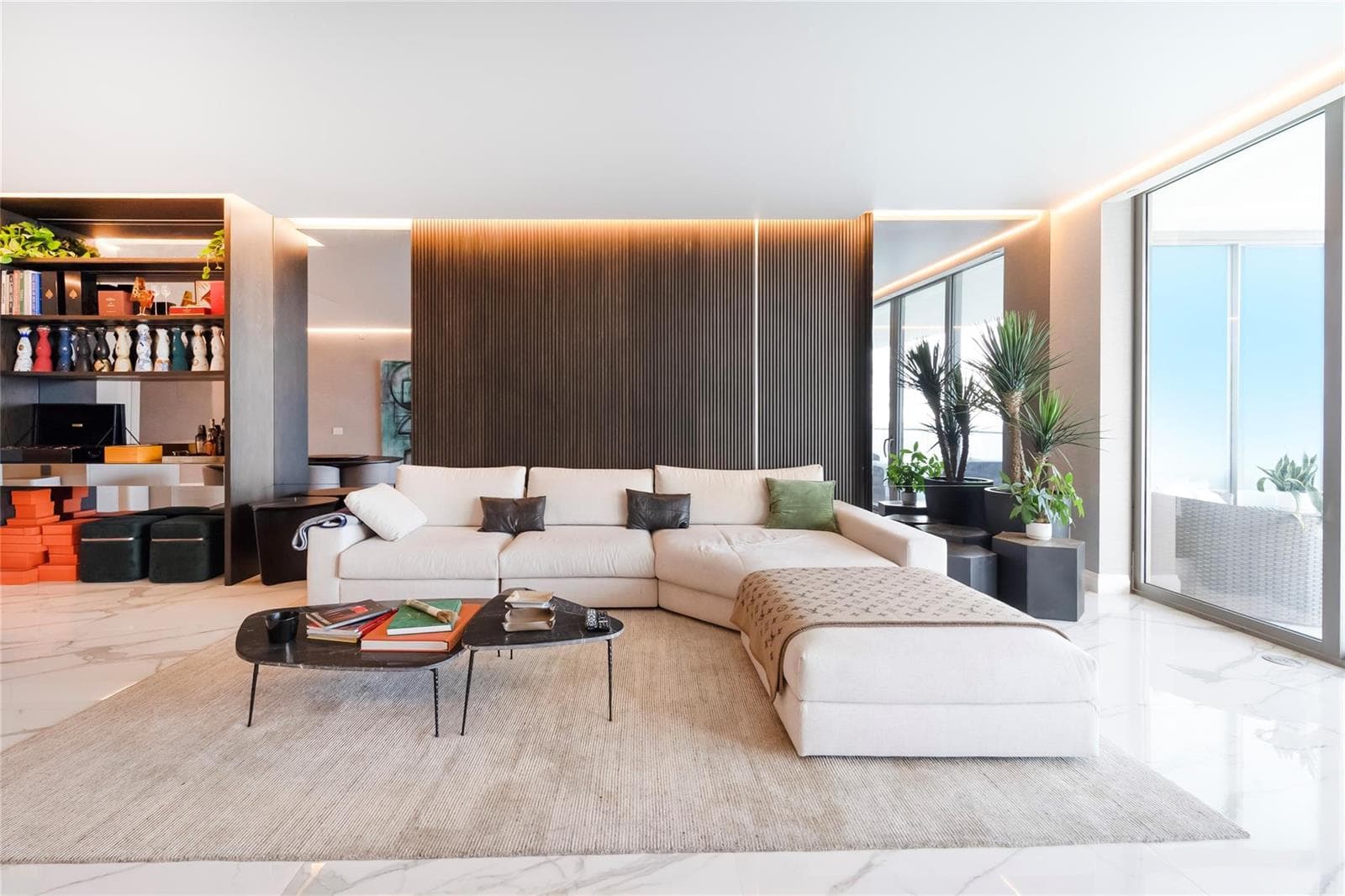 18975 Collins Avenue # 3303, Sunny Isles Beach FL 33160 — 2