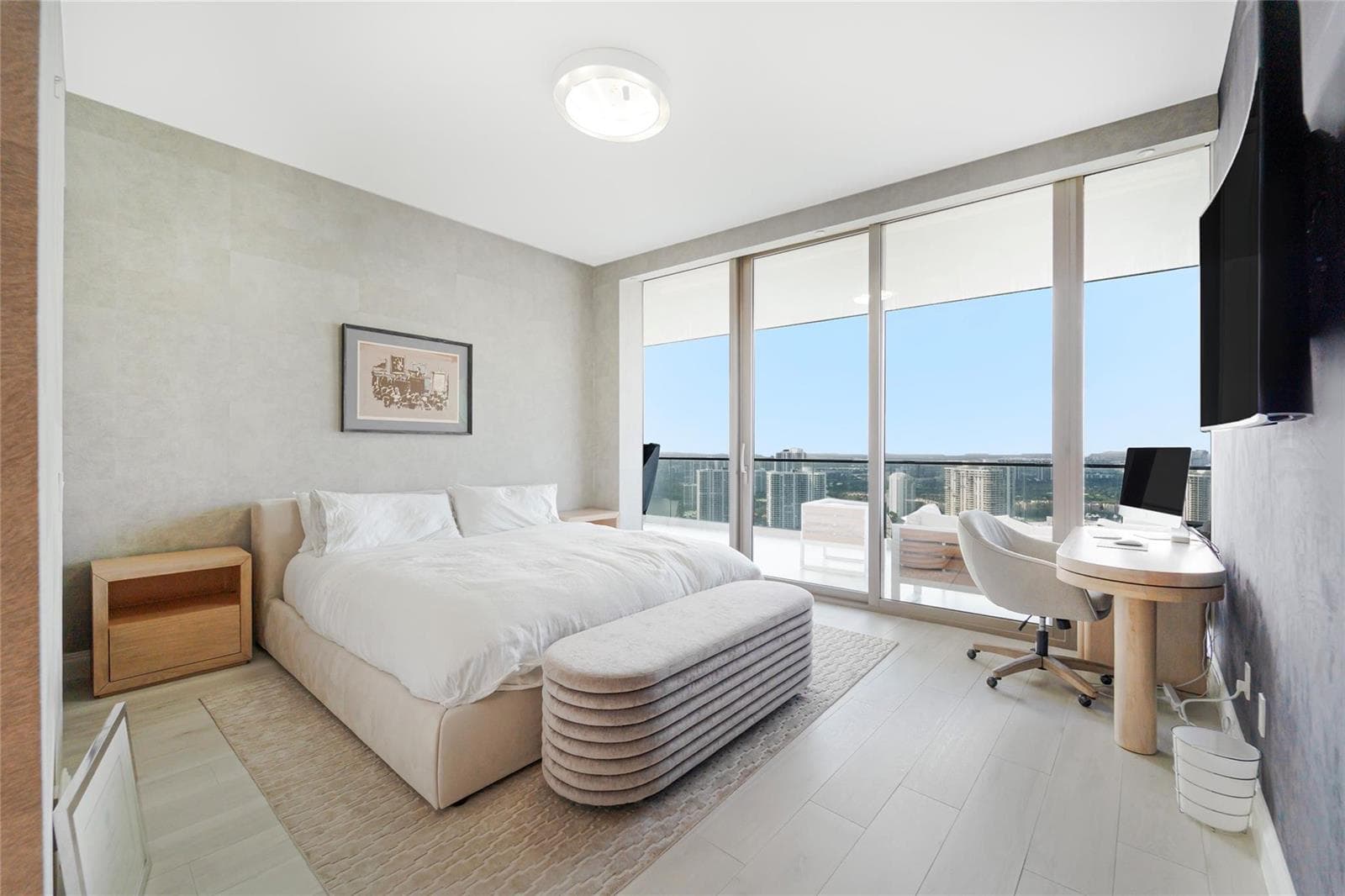 18975 Collins Avenue # 3303, Sunny Isles Beach FL 33160 — 19