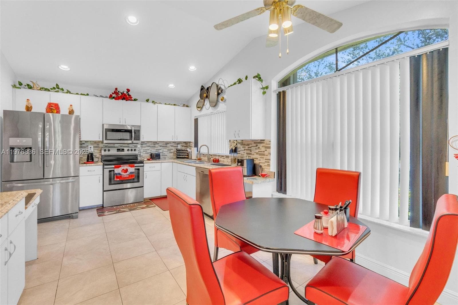 18201 SW 87th Ave, Palmetto Bay FL 33157 — 6