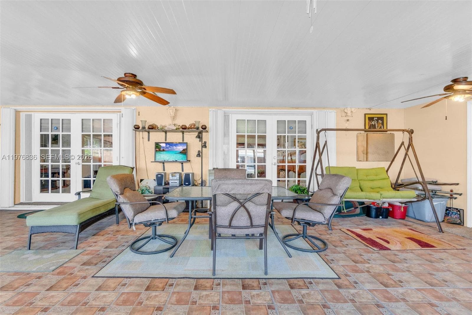 18201 SW 87th Ave, Palmetto Bay FL 33157 — 22