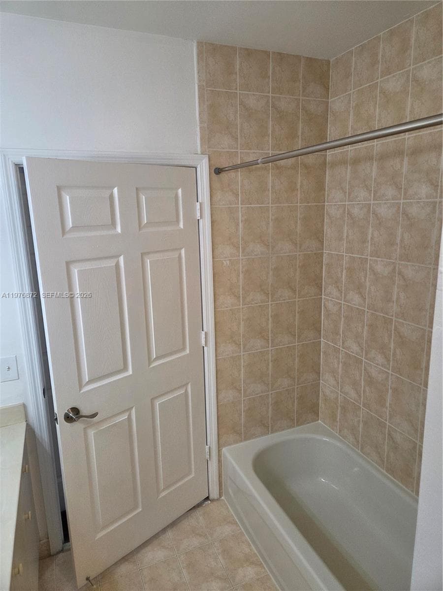 2630 NE 3rd Dr # 101, Homestead FL 33033 — 7