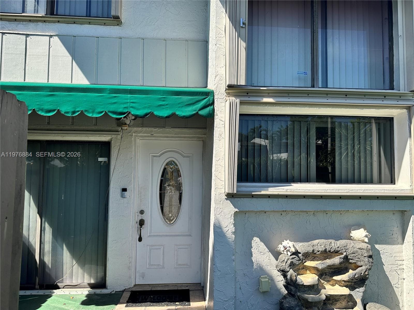 Snapper Creek Townhouse S, Miami, FL — 2