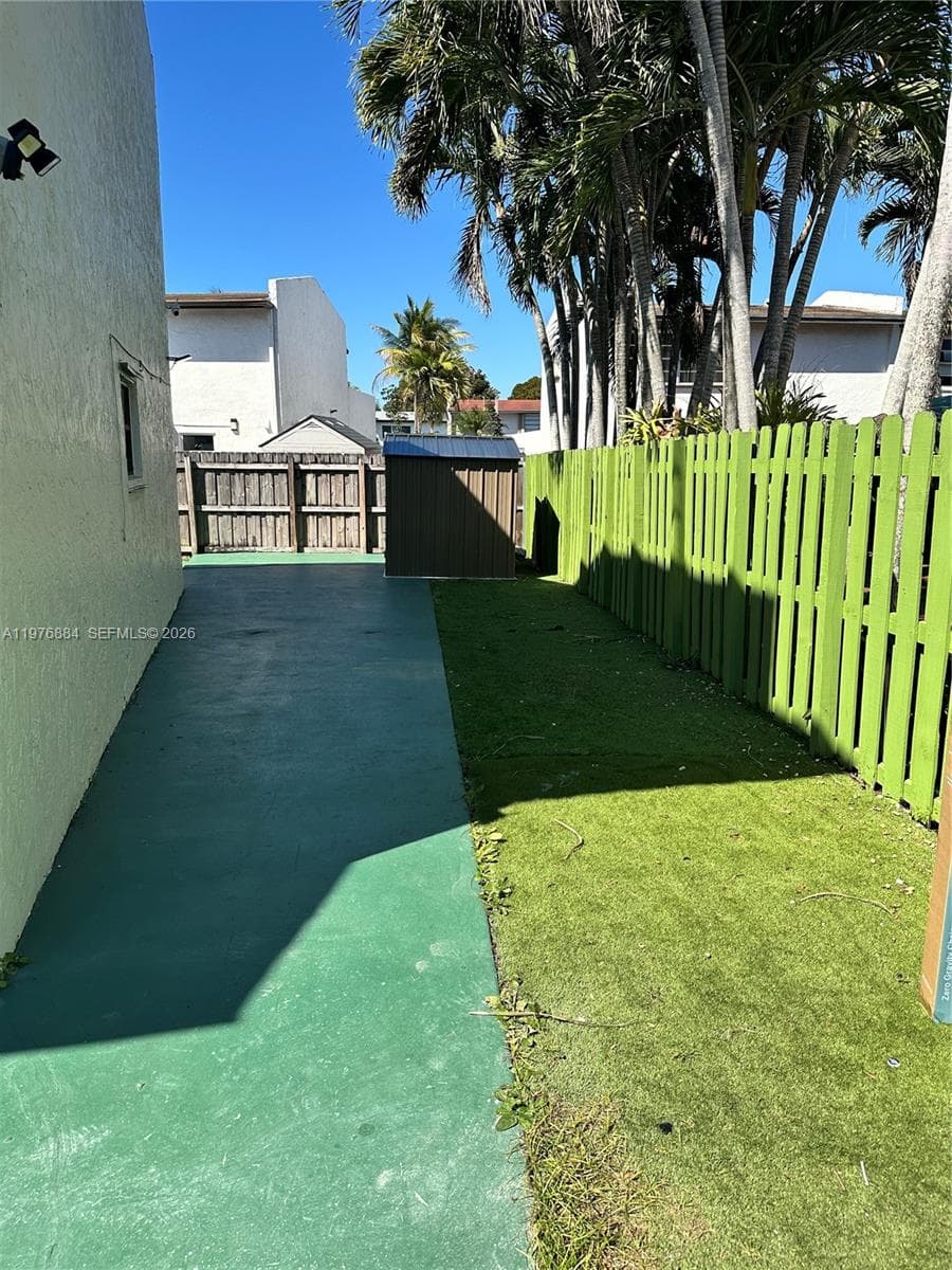 Snapper Creek Townhouse S, Miami, FL — 10