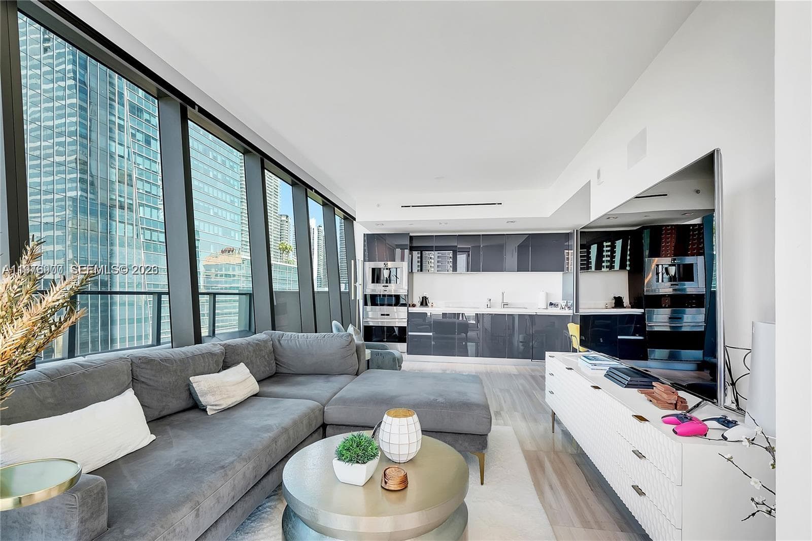 1451 Brickell Ave # 904, Miami FL 33131 — 2