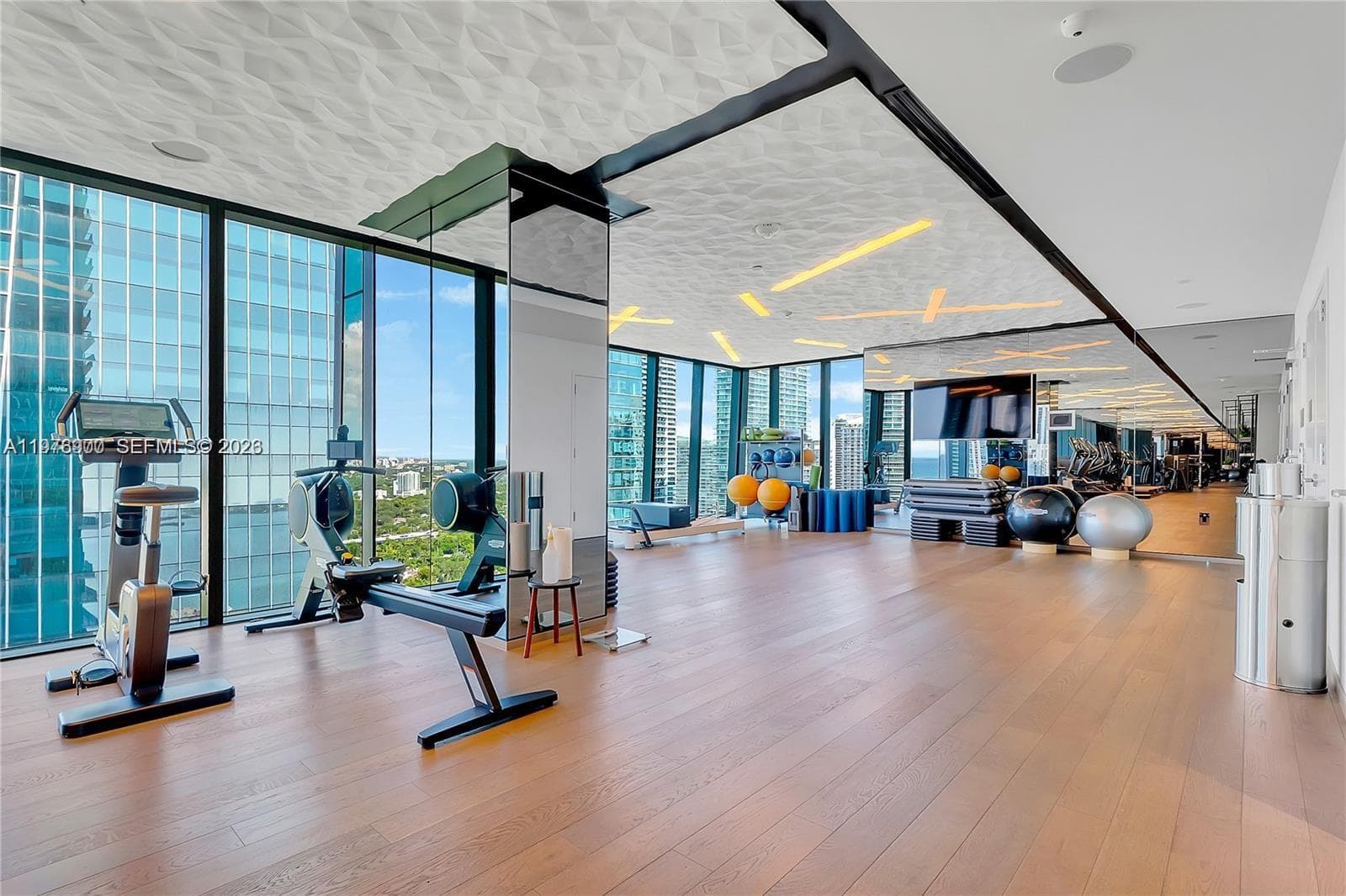 1451 Brickell Ave # 904, Miami FL 33131 — 28