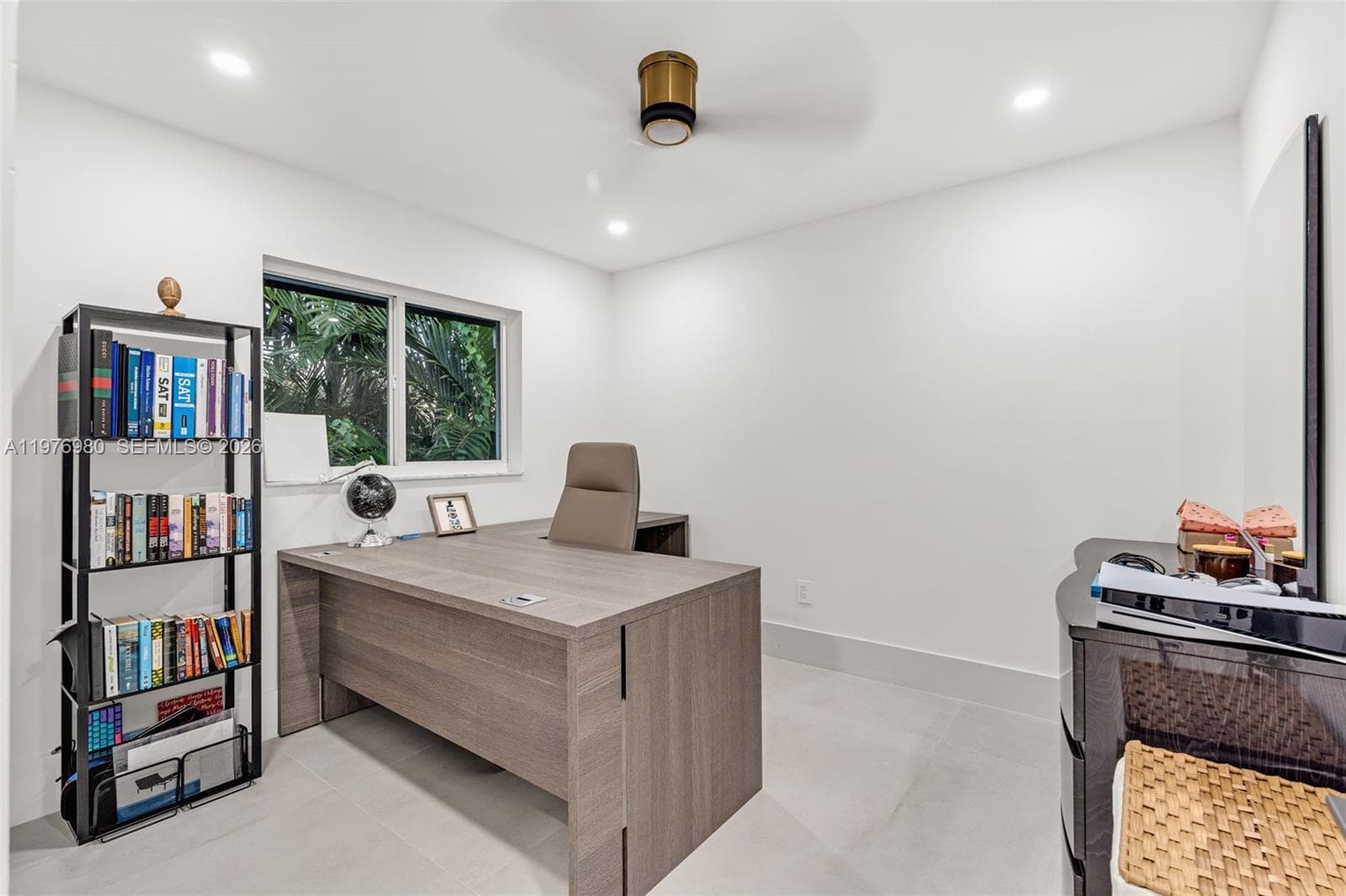 6290 SW 130th Ter, Pinecrest FL 33156 — 60