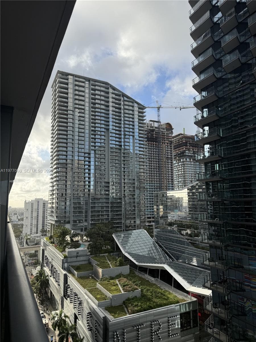 801 S Miami Ave # 1705, Miami FL 33131 — 36
