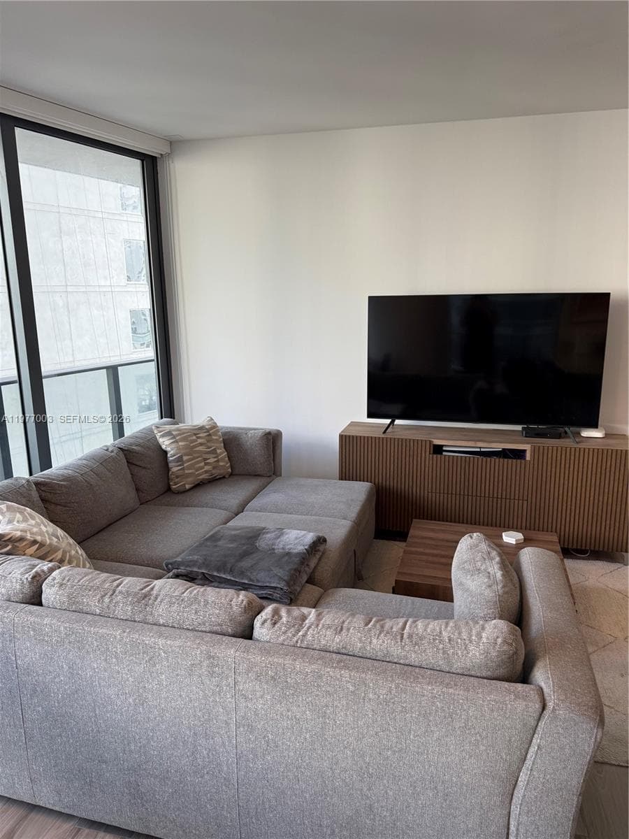 801 S Miami Ave # 1705, Miami FL 33131 — 18