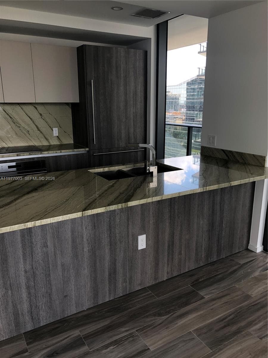 801 S Miami Ave # 1705, Miami FL 33131 — 4