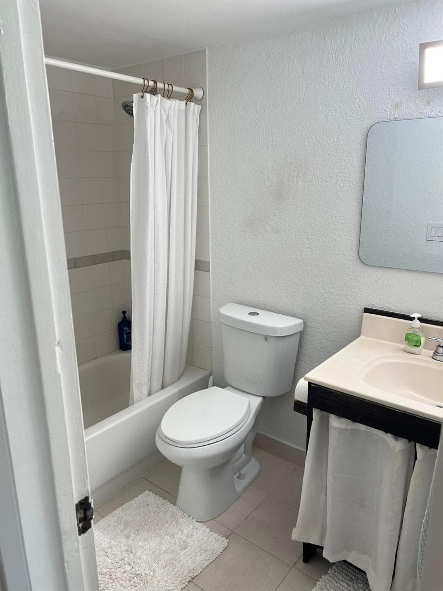 3522 NE 171st Street # 202, North Miami Beach FL 33160 — 10