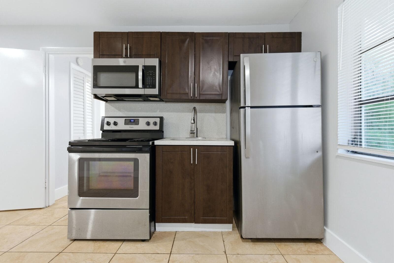 1964 NE 172nd Street # 5, North Miami Beach FL 33162 — 2