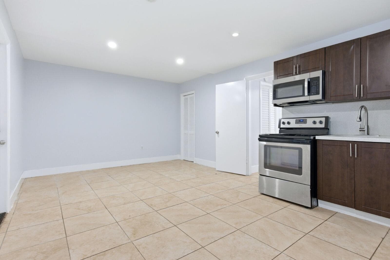 1964 NE 172nd Street # 5, North Miami Beach FL 33162 — 9