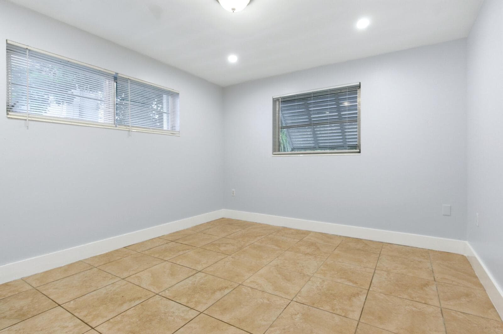 1964 NE 172nd Street # 5, North Miami Beach FL 33162 — 10