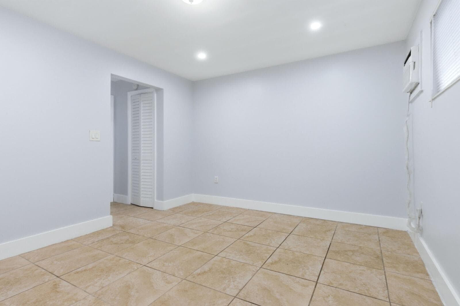 1964 NE 172nd Street # 5, North Miami Beach FL 33162 — 11