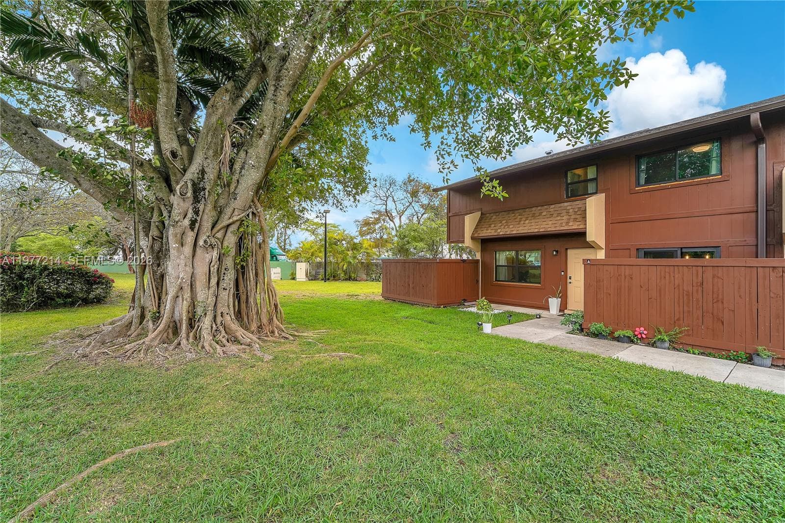 6639 SW 116th Pl # 1, Miami FL 33173 — 25