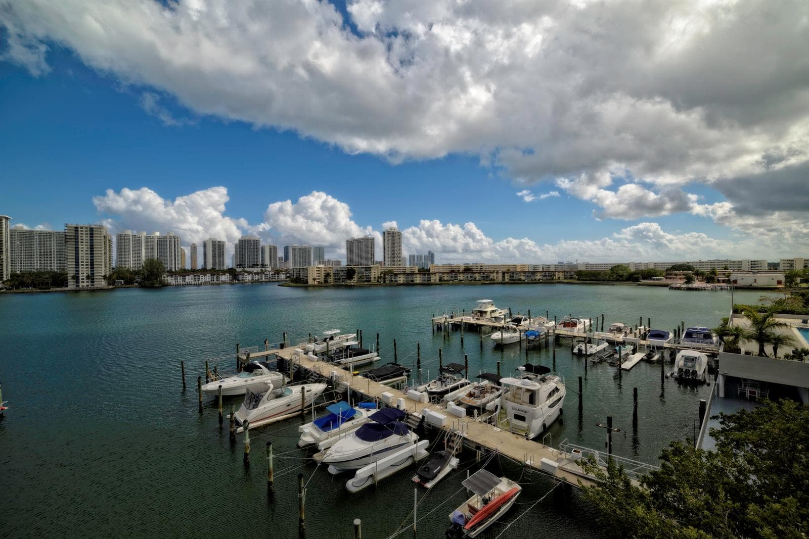 18081 Biscayne Boulevard # 403, Aventura FL 33160 — 23