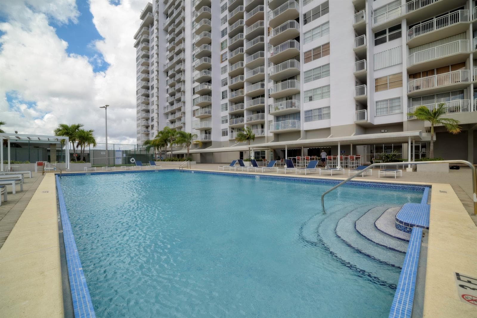18081 Biscayne Boulevard # 403, Aventura FL 33160 — 14