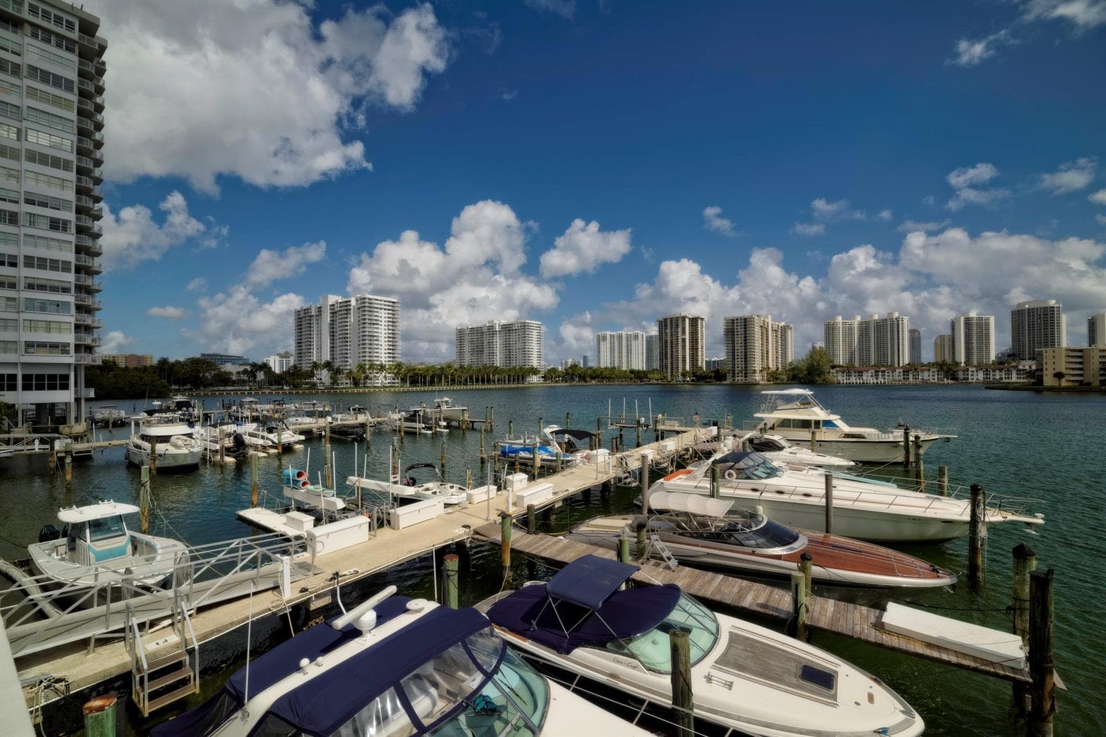 18081 Biscayne Boulevard # 403, Aventura FL 33160 — 18