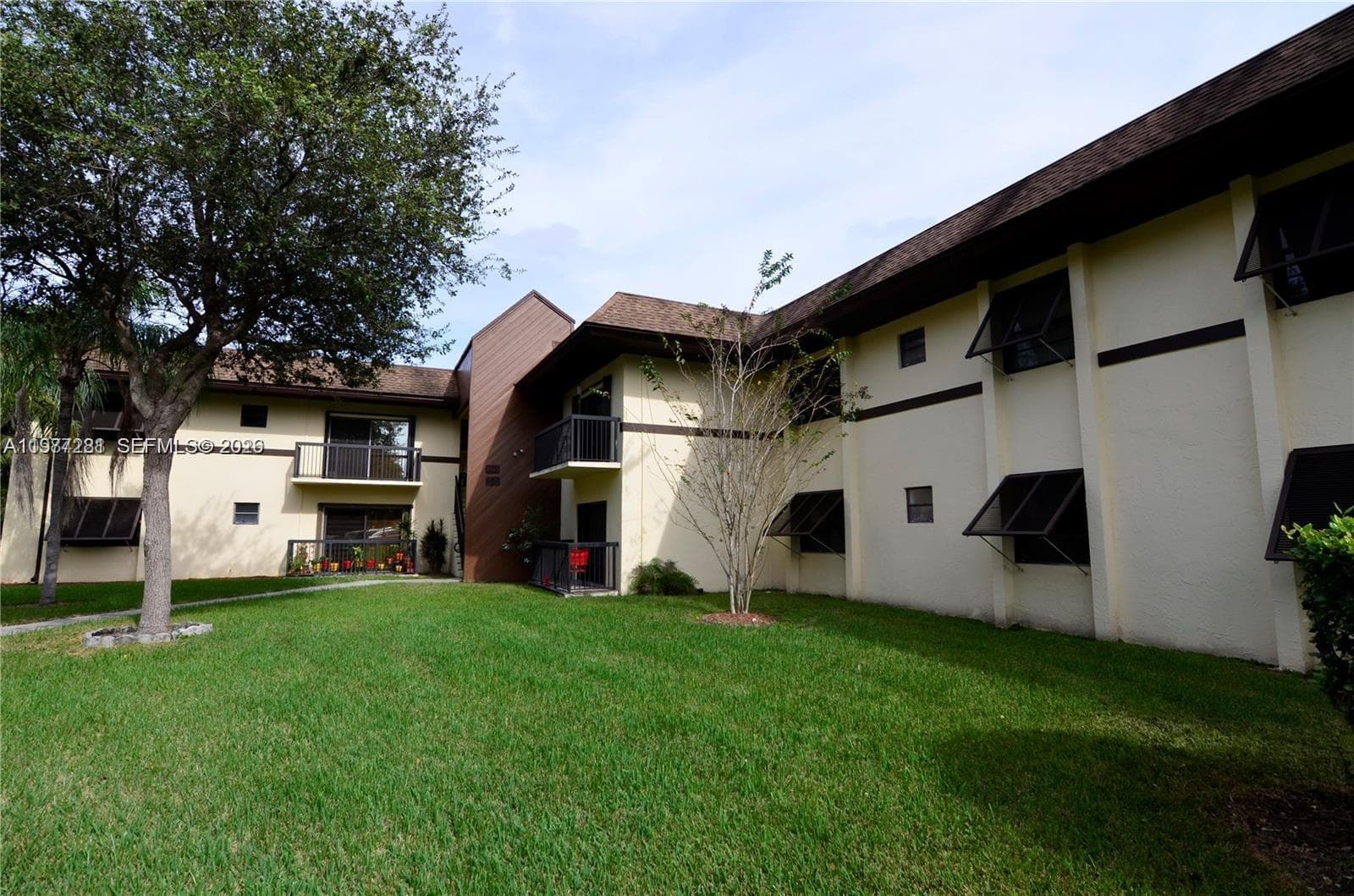 7985 SW 86th St # 432, Miami FL 33143 — 2