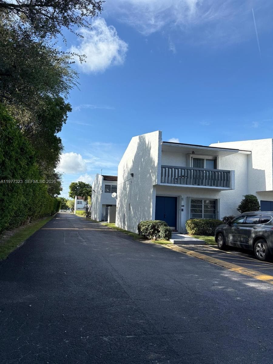 17180 SW 94th Ave # 701, Palmetto Bay FL 33157 — 2