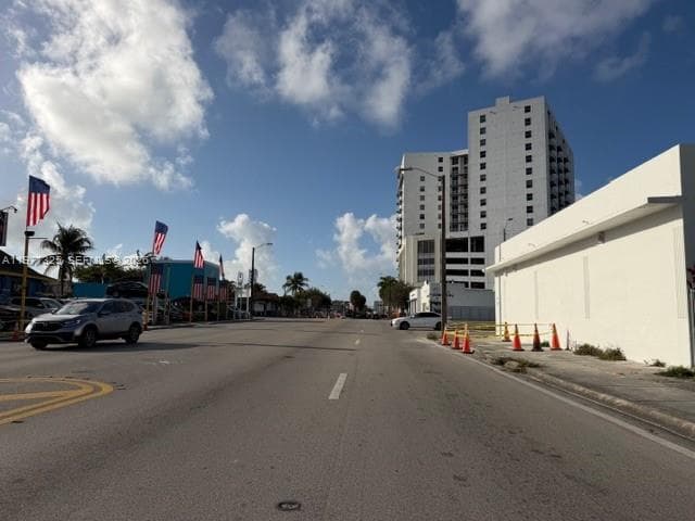 102 NW 22nd Ave, Miami FL 33125 — 4
