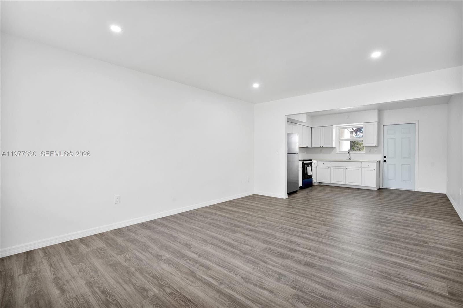 1061 NW 108 ter, Miami FL 33168 — 6