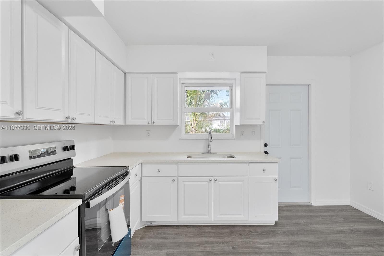 1061 NW 108 ter, Miami FL 33168 — 18
