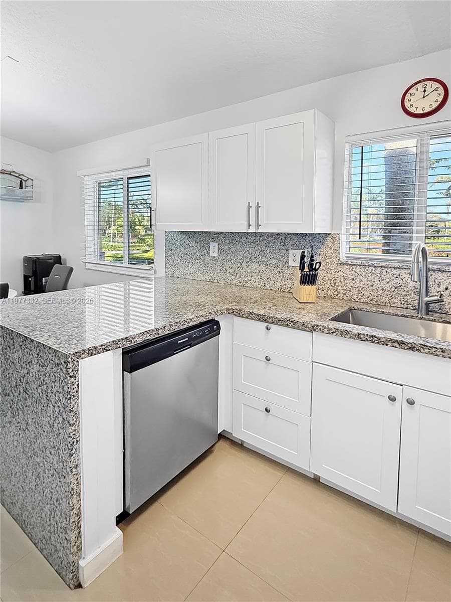 945 NE 34th Ave # 204, Homestead FL 33033 — 9