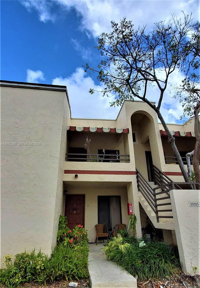 20025 NE 3rd Ct # 1, Miami FL 33179 — 2