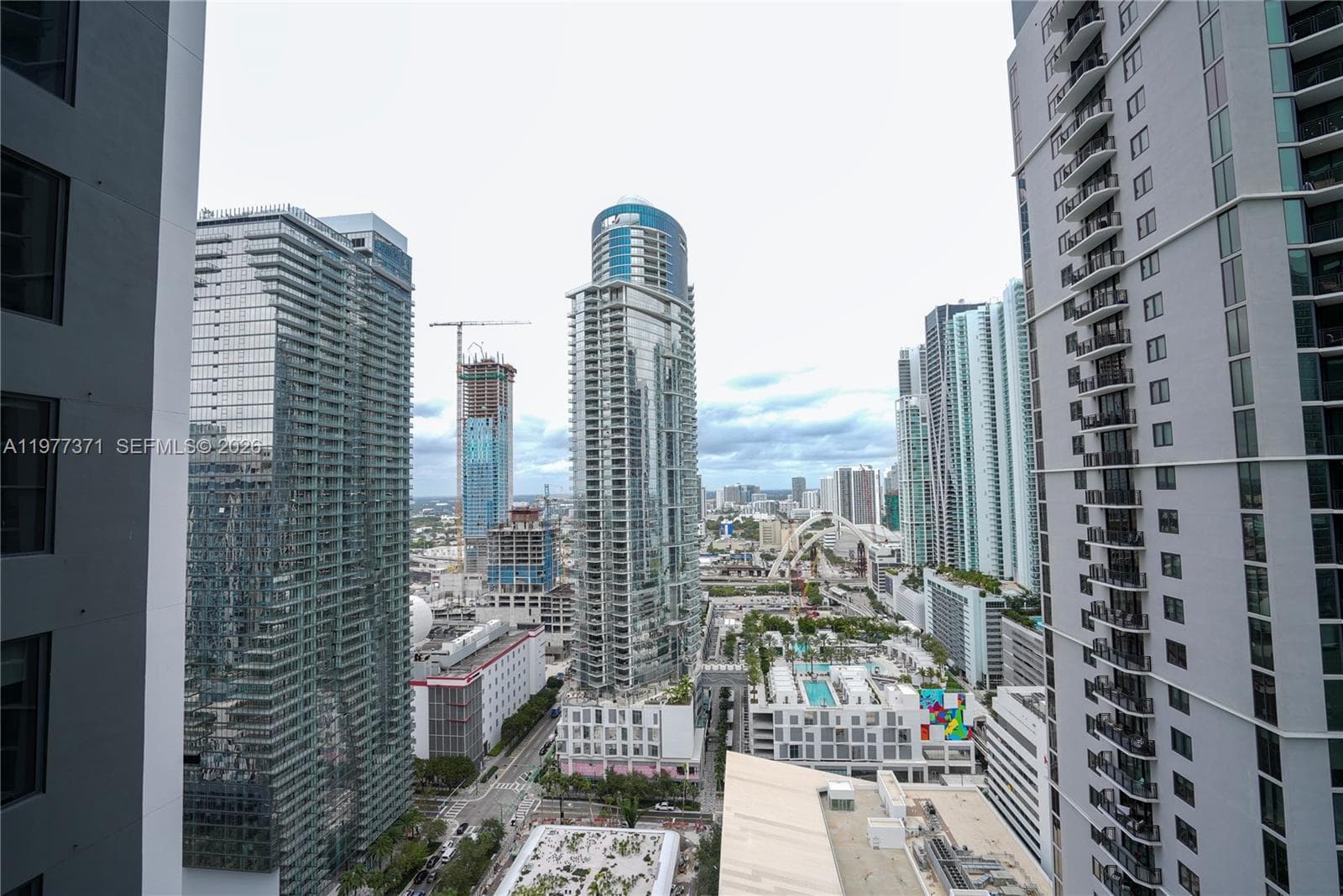 159 NE 6th St # 2711, Miami FL 33132 — 12