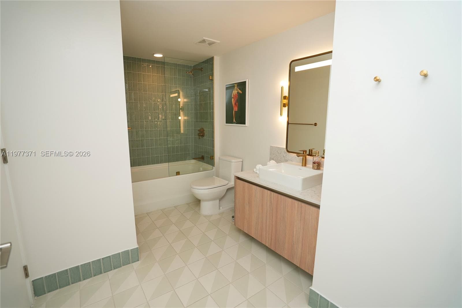 159 NE 6th St # 2711, Miami FL 33132 — 31