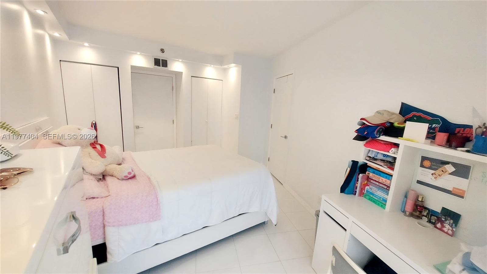 1000 W Island Blvd # 508, Aventura FL 33160 — 13