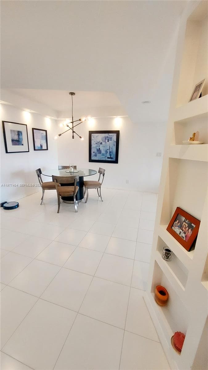 1000 W Island Blvd # 508, Aventura FL 33160 — 10