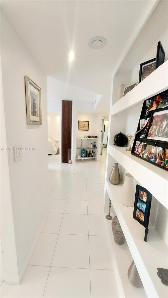 1000 W Island Blvd # 508, Aventura FL 33160 — 19