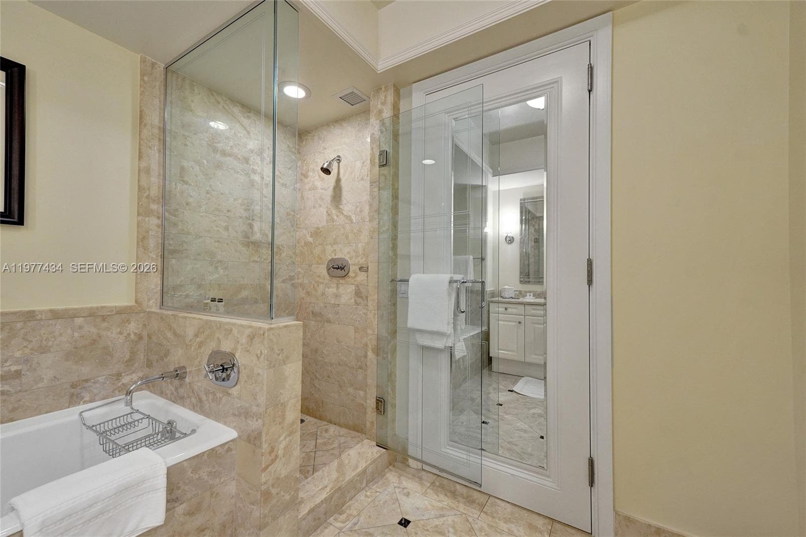 1435 Brickell Ave # 3308, Miami FL 33131 — 16